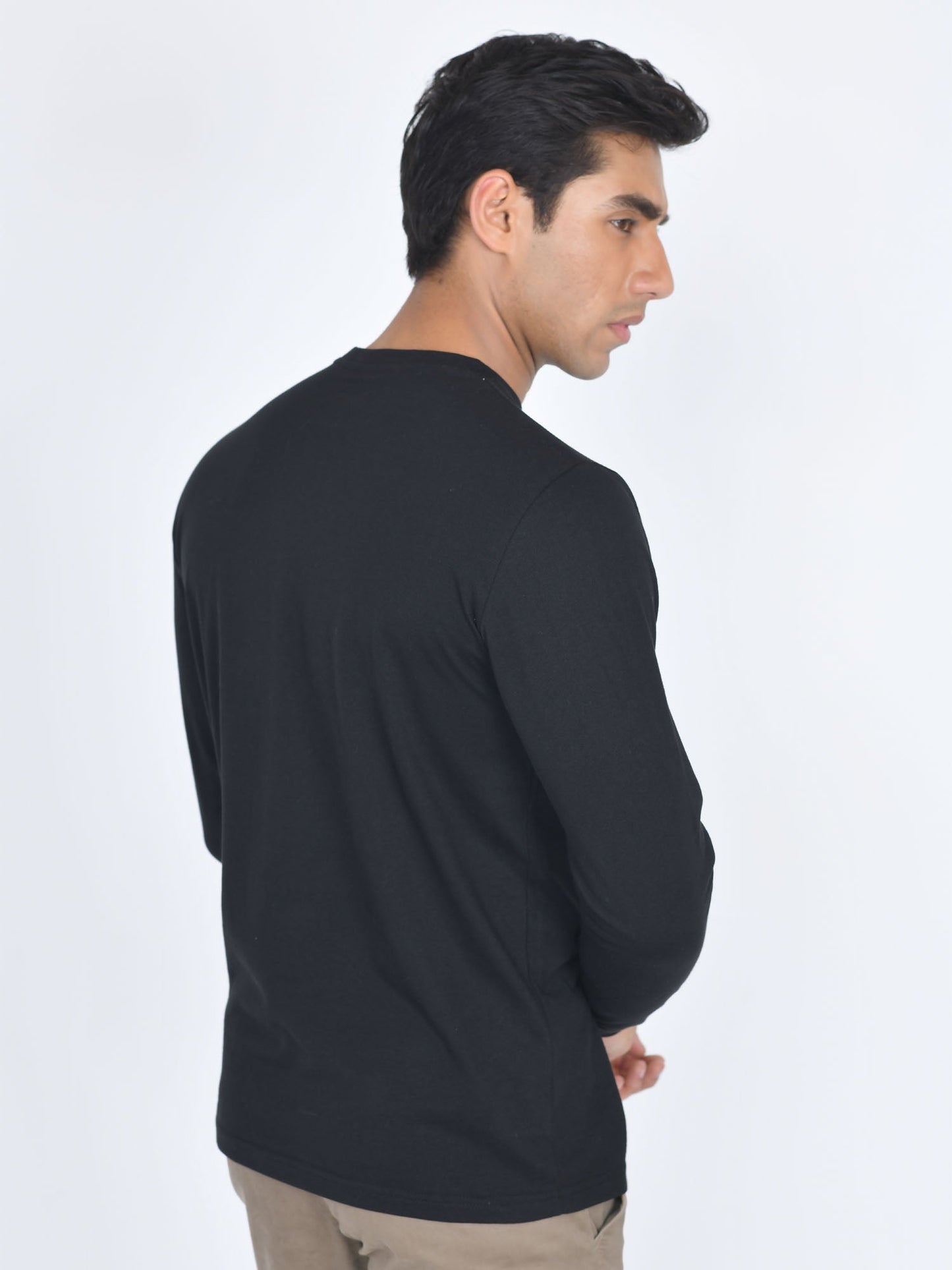 Round Neck Full Sleeve T-Shirt Black